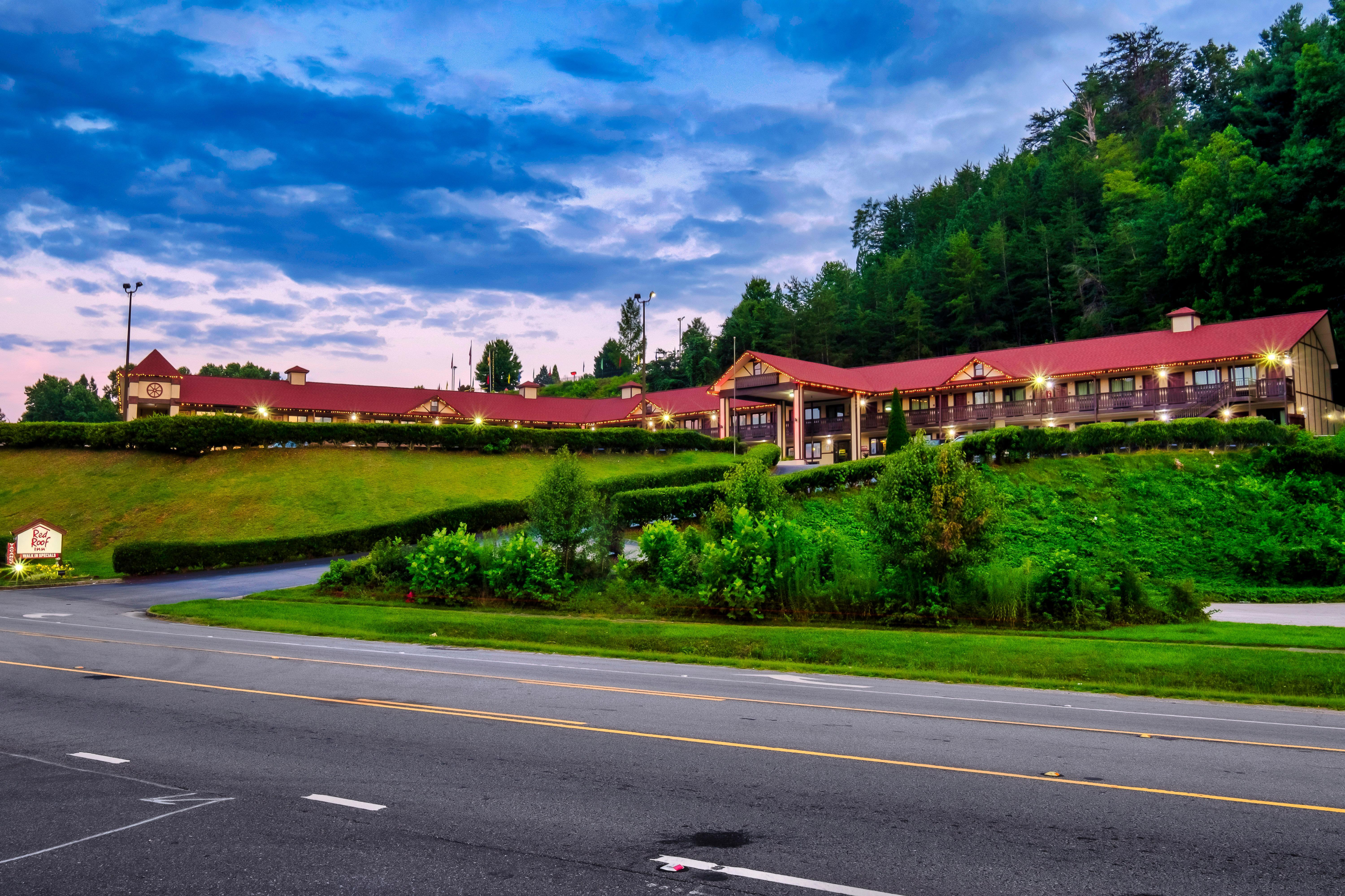 Red Roof Inn Helen Ngoại thất bức ảnh