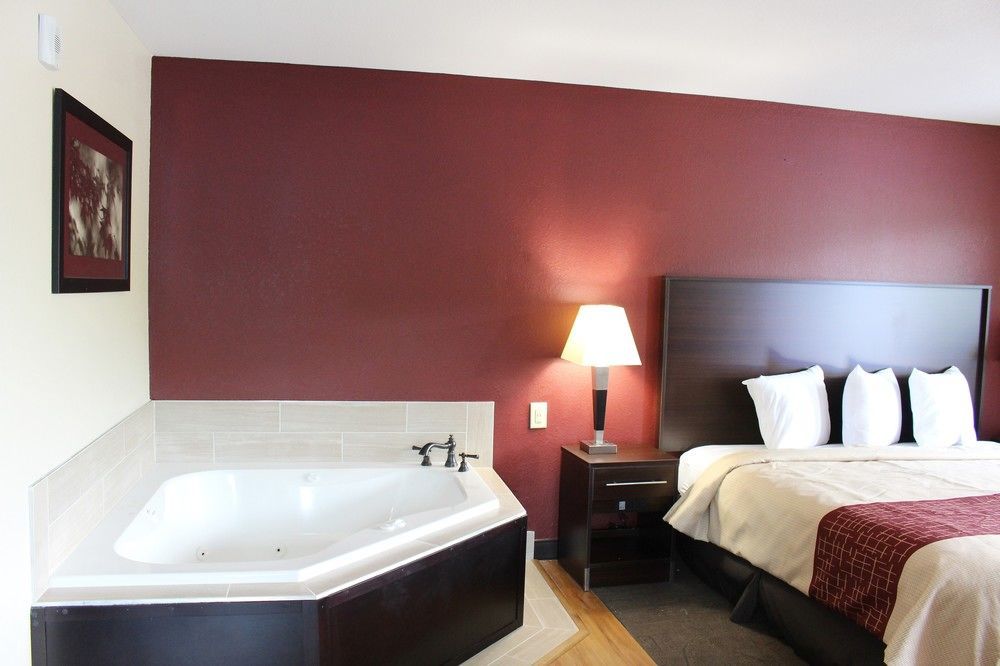 Red Roof Inn Helen Ngoại thất bức ảnh